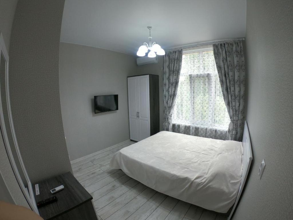 Гостевой Дом "Ласточкино Гнездо" Tsandrypsh Exterior photo